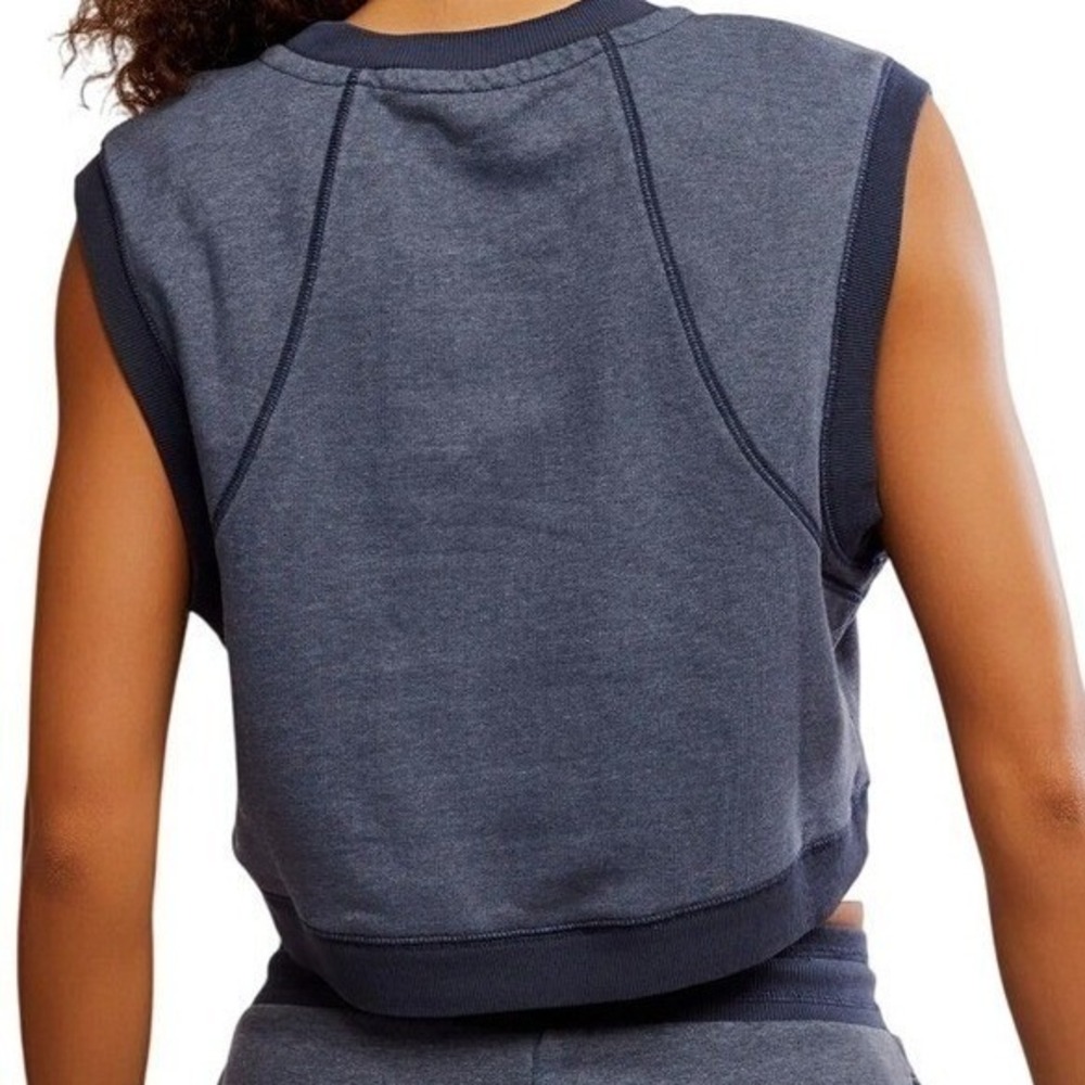 Free People Cropped Shirt Womens XS Misty Blue Sleeveless Tank Top Yoga Gym New - Picture 2 of 11